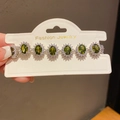 Detail of emerald green crystal bracelet with zircon halo on fashion jewelry card - 34# Bracelet - Silver - Green