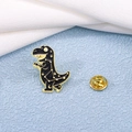 Broche dinosaure T-Rex noire avec motifs constellation dorés et fermoir papillon en métal - Style T-Rex (CZ0591-2)