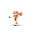 Roségoldener Schlüssel-Ohrknorpelstecker mit Zirkonia-Inlay und Maßen 1,12 cm x 0,53 cm - 8# Kronenschlüssel Form - Roségold