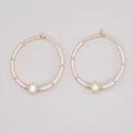 Bohemian gold hoop earrings with cream beads and white pearls in variant style - Beige Luxury Pearl (MI-E220218H)