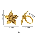 Goldener Serviettenring in Blumenform mit Maßen und minimalistischem Metalldesign - Goldene Fünfblättrige Blume