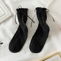 Calze nere Lolita al polpaccio con nastri intrecciati ed eleganti fiocchi decorativi - Taglia unica / Nero con fiocco nero