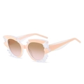 Irreguläre rosa-transparente Sonnenbrille mit Kristallrahmen und Verlaufsgläsern - Rosa Rahmen Braun-rosa Gläser