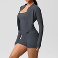 Ensemble de yoga 3 pièces gris foncé avec short à poches taille haute et veste zippée - Gris Graphite