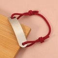 Bracelet tressé rouge minimaliste pour homme avec une plaque en métal argenté poli - Corde Rouge + Plaque Incurvée