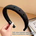 Thick black fabric sponge headband featuring velvet heart patterns and 13cm inner diameter - Heart Polka Dot Style / Black