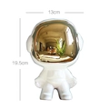 Chibi Astronaut Keramikfigur in Perlweiß mit Goldmaske, 19,5 cm hohe Wohndeko - Süße Astronauten-Figur