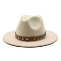 Détail d'un chapeau en laine avec ruban en cuir brun et rivets métalliques argentés - M (56-58cm) / Poche zippée