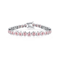 Dettaglio macro di pietre di zirconia rosa a cuore su bracciale tennis placcato argento - 6,5 pollici (16,5 cm) / Base Argentata Zirconi Rosa