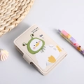 Portacarte beige con simpatico cartone animato anatra in pelle PU, 20 slot per tessere - Papera Felice Con Cappello Verde / Beige