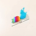 Jouet souris en peluche arc-en-ciel pour chat avec queue en plumes bleues de 15 cm - Souris Arc-en-ciel