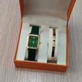 Coffret cadeau montre femme et bracelet avec bracelet en cuir vert et finition dorée - Style 35 (Sans boîte)