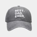 Detail der grau gewaschenen Baumwollkappe mit BEST DAD EVER Aufdruck und Vintage-Textur - Grau