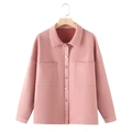 Giacca in finta pelle scamosciata rosa con maniche lunghe, tasche e bottoni metallici - S / Top della camicia / Rosa