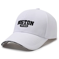 Cappellino da baseball bianco con ricamo Boston 1630 e visiera con scritta Sport - Regolabile / Bianco