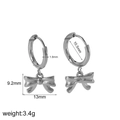 Zilveren strik oorringen voor dames met afmetingen en een breedte van 13 mm - Strik Ring Oorbellen (TE6840-S) / Zilver