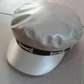 Silver faux leather newsboy cap with black band and metallic chain decoration - Khaki with Chain / One Size 57cm