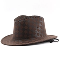Detail van geblokte bruine cowboyhoed met metalen oogjes en handmatige stiksels - M (56-58 cm) Verstelbaar / koffiekleur