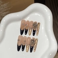 Unghie finte French nude e nere con glitter dorati e strass in forma a bara lunga - XS / Jenny (Nude Nero Francese)