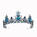 Corona da sposa barocca argento con cristalli blu e bianchi su sfondo bianco - Argento Antico + Blu