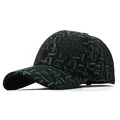 Berretto da baseball nero classico con motivo a lettere verde neon per uno stile trendy - Regolabile (Taglia unica) / Nero con Monogramma Verde Brillante (01)