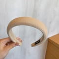 Beige padded sponge headband with handmade label in minimalist soft fabric style - Thickened Sponge Fabric Style / Khaki