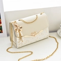 With Pendant Off White