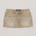 Detail van kaki denim minirok met witte verfspatten en metalen kruisvormige knoop - Wildernis Denim Bruin / XS