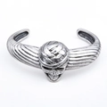 Bracciale rigido aperto con teschio di mummia egizia in finitura argento vintage punk - Colore Acciaio (AB0101)
