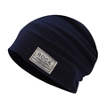 Vista dettagliata del berretto in maglia blu scuro con toppa Rock su sfondo bianco - Taglia unica / Blu navy