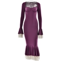 Dettaglio dell'abito a sirena viola con bordo in tulle bianco e maniche a campana - S / Viola