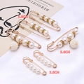 Elegant gold pearl safety pin brooch set in 5.8cm and 3.8cm sizes for waist adjustment - Multi-Spec Pearl Combination