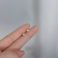 Minimalist golden paw print earrings for women made of 925 silver finish on hand - Small Cat Paw / Gold