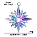 Dettaglio del ciondolo a stella colorato con zircone bianco e dimensioni indicate - Solo Pendente (Senza Catena) / Arcobaleno