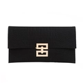 Elegante borsa a mano nera con motivo a coccodrillo e chiusura in metallo dorato su bianco - Nero