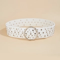 Dettaglio cintura in pelle PU bianca con rivetti in metallo argento e occhielli tondi - Bianco