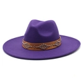 Dettaglio di fedora in lana viola con fascia in pelle marrone e borchie argentate - Adulto 56-59cm / Viola