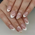 Kurze Mandel-Kunstnägel mit weißen French-Tips und gelben Gänseblümchen-Blumenmustern - Französischer weißer Gänseblümchen-Mandel-Stil (JP3912)