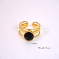 Detailansicht eines Rings mit 10mm schwarzem Achat und 14K vergoldetem Mehrschichtband - Schwarzer Achat Ring