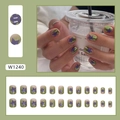 Unghie finte aurora verde occhio di gatto con stelle viola, set da 24 pezzi corti - Sfumatura Verde Aurora Viola Stella (W1240) [Stile Colla]