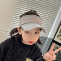 Kids sports sun visor hat in light grey with pink SPORT embroidery for summer - Kids / Gray