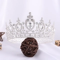 Barocke silberne Brautkrone mit Herzmustern und funkelnden Strasssteinen für Hochzeiten - Versilbert Mit Weißen Strass