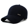 Klassische dunkelblaue Baseballkappe für Herren mit seitlichem NYCA-Metalllogo - Verstellbar / Marineblau