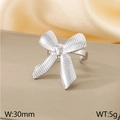Adjustable silver stainless steel bow ring with textured vertical stripes design - Striped Texture Style Silver (KR111271-KFC)