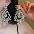 Détails de boucles d'oreilles pendantes argentées avec cristaux et design losange luxueux - 65# Large Goutte d'Eau Magnifique Argent (HE3995)