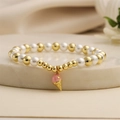 Bracelet élastique chic avec perles blanches, billes dorées et pendentif glace rose - Pendentif Crème Glacée Rose