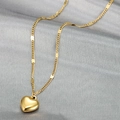 Collier minimaliste avec pendentif cœur doré pour femme en acier titane poli - Doré