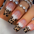 Unghie finte lunghe a bara leopardate con sfumatura rosa e linee metalliche d'argento - Stile Bara Sfumato Rosa Filo d'Argento Leopardato (AW320)