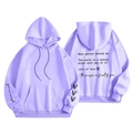 Felpa con cappuccio lavanda con stampa sul retro e ricamo a cuore sul polsino - S / Tops / Lavanda