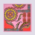Viereckiges Seidentuch in Rosa und Rot mit Paisleymuster und Mandala-Design - Rosa